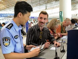 China Perluas Dukungan Multibahasa untuk Hotline Layanan Imigrasi
