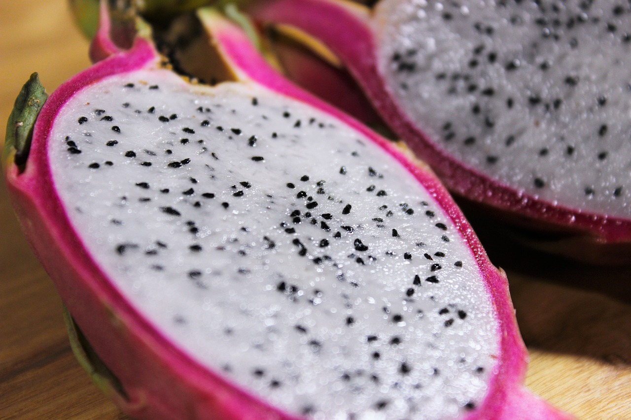 Ini 5 Manfaat Buah Naga Bagi Kesehatan dan Kecantikan