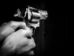 Sopir yang Letuskan Senpi di Depok Ditetapkan Polisi sebagai Tersangka
