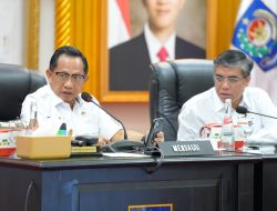 Mendagri Tito Ingatkan Kepala Daerah Tentang Batas Waktu Penetapan UMP 2026