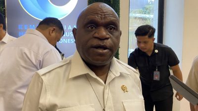 Natalius Pigai Tegaskan Pemerintah Bukan Dalang Teror terhadap Aktivis dan Influencer