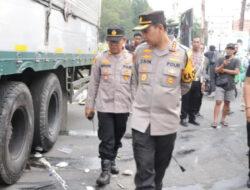 Polisi Ringkus 22 Orang Diduga Merusak dan Jarah Truk Kecelakaan di Tangerang