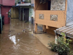 Banjir Terjang Jakarta, BPBD Laporkan Tujuh RT Masih Terendam