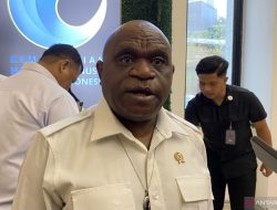 Natalius Pigai Tegaskan Pemerintah Bukan Dalang Teror terhadap Aktivis dan Influencer